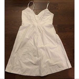 Ny&co white with grey stripes midi dress